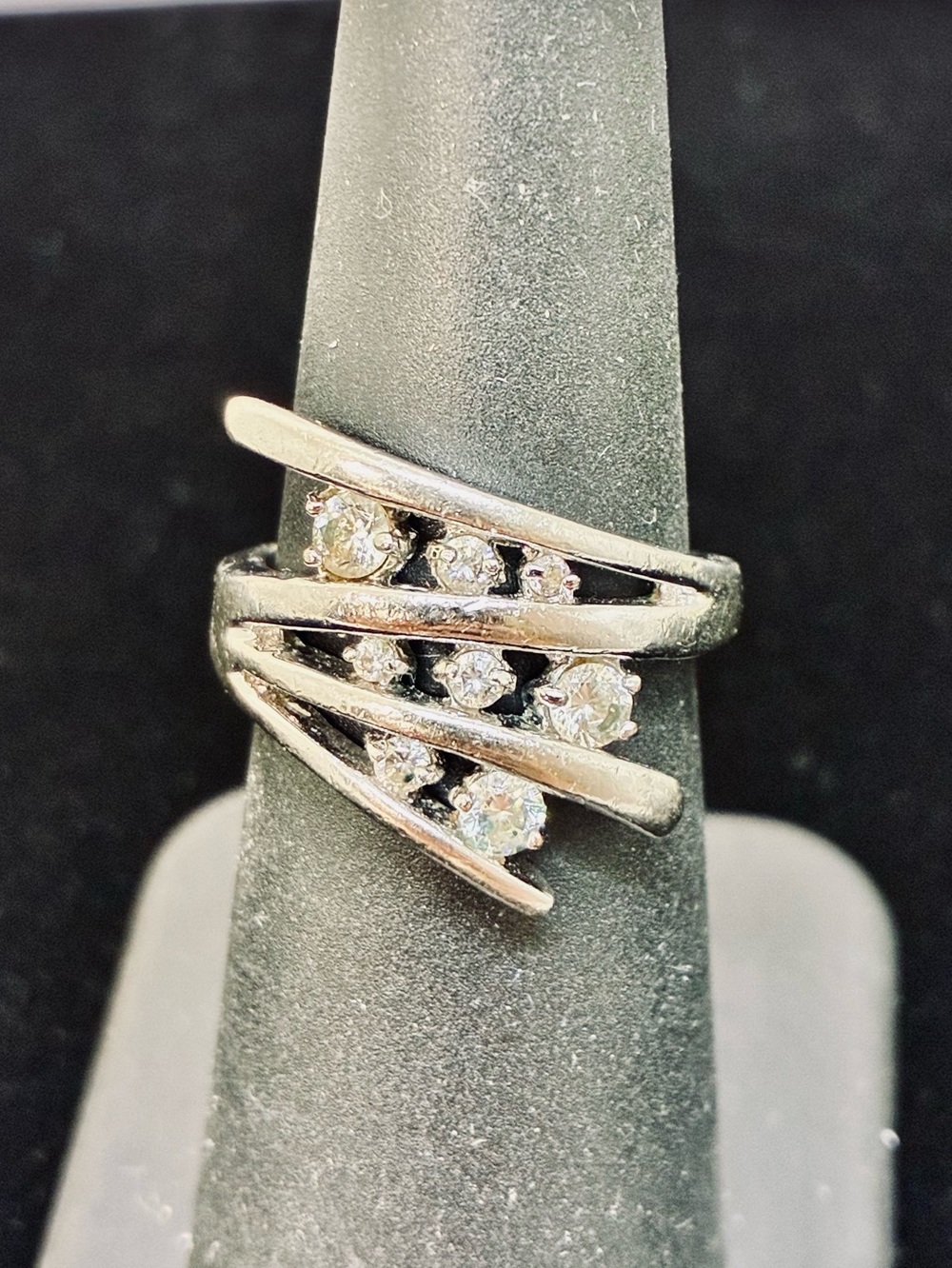18-karat gold electroplate Swarovski crystal multi-row bypass ring sz.5.5